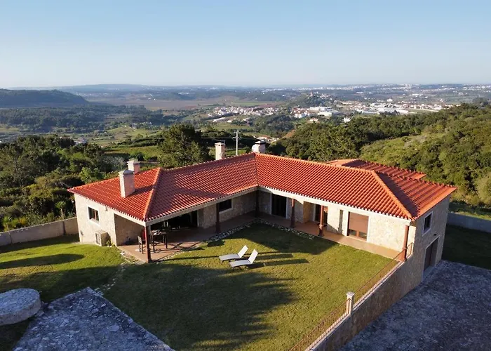 Villa Junceira - Refugio De Luxo Perto Do Castelo